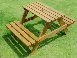 wooden bench